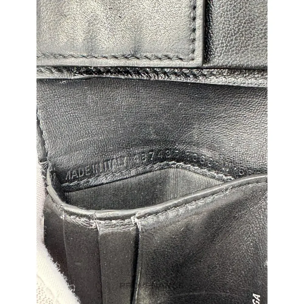 🔴 Balenciaga Logo Bifold Wallet - Black Leather